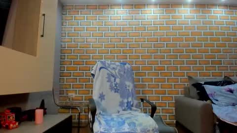 Anna   online show from November 15, 4:03 pm