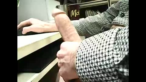 Snapshot of 01quebecboy69 chatting on March 19, 7:29 pm 01quebecboy69 online show from March 19, 7:29 pm