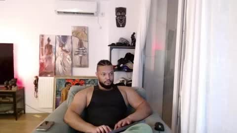 Snapshot of 0_kingsley chatting on June 21, 1:30 am Kingsley online show from June 21, 1:30 am