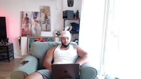 Snapshot of 0_kingsley chatting on July 13, 3:48 pm Kingsley online show from July 13, 3:48 pm