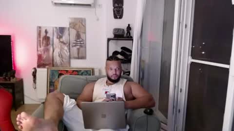 Snapshot of 0_kingsley chatting on July 16, 2:39 am Kingsley online show from July 16, 2:39 am