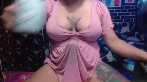  i am trixie im Your Selfsucking Mistress  online show from June 4, 2:17 am