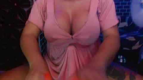  i am trixie im Your Selfsucking Mistress  online show from July 24, 1:36 am