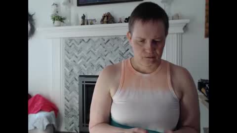 Aurora Willows online show from April 3, 4:16 pm