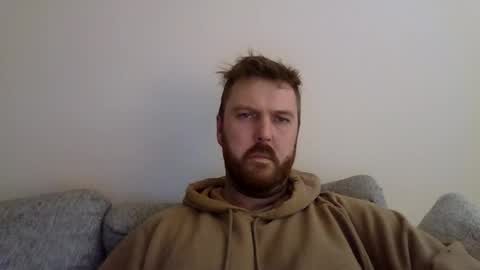 123holt123 online show from April 2, 7:55 pm