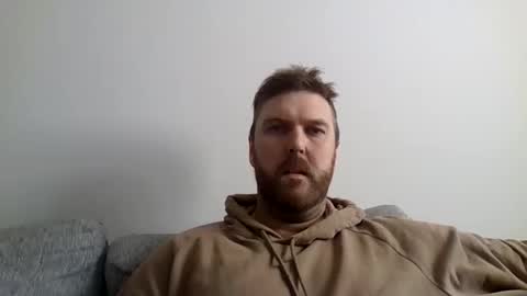 123holt123 online show from April 7, 7:36 pm