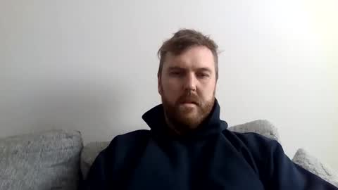 123holt123 online show from April 8, 7:47 pm