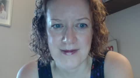 12ennie online show from October 16, 6:25 am