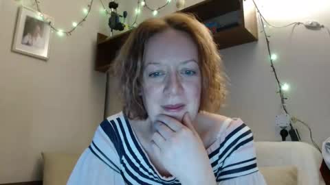 12ennie online show from November 17, 6:19 am