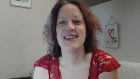 12ennie online show from February 10, 6:28 am