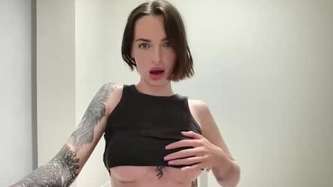 DOVE online show from March 27, 9:58 pm