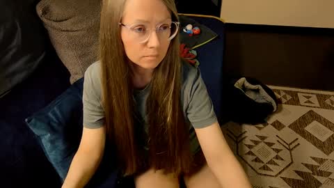    online show from April 4, 4:59 pm