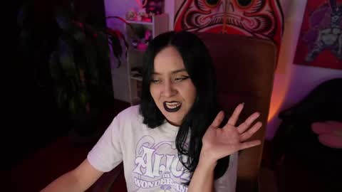 1hannamontana online show from May 15, 11:01 pm