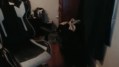 1hotcouple2c online show from February 8, 12:19 pm