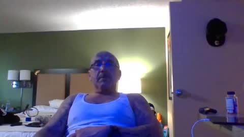 Snapshot of 1nastya8 chatting on February 15, 3:09 pm TheShyOne18 online show from February 15, 3:09 pm