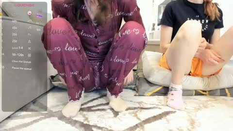 molly online show from April 2, 6:38 pm