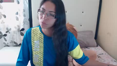 paola online show from June 16, 8:44 pm