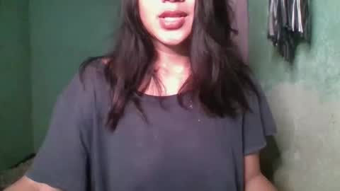 Snapshot of 1smile4u chatting on December 18, 2:17 am 1smile4u online show from December 18, 2:17 am