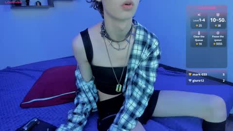 Milos online show from December 5, 5:39 pm