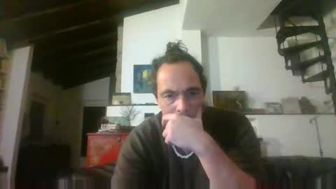 27lv27 online show from December 9, 11:45 pm