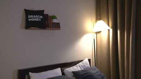 Elley  online show from March 2, 2:24 pm