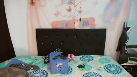 samantha sharon online show from July 29, 7:50 am