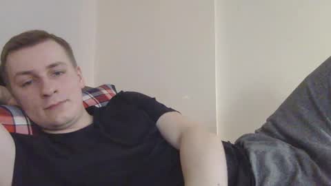 Snapshot of 3andy3 chatting on November 14, 8:13 am Andy online show from November 14, 8:13 am