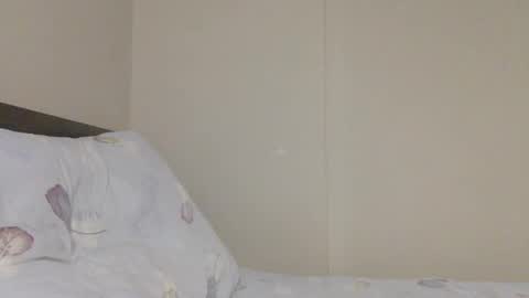 Snapshot of 3andy3 chatting on November 22, 5:17 am Andy online show from November 22, 5:17 am