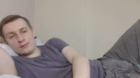 Snapshot of 3andy3 chatting on December 14, 7:58 am Andy online show from December 14, 7:58 am