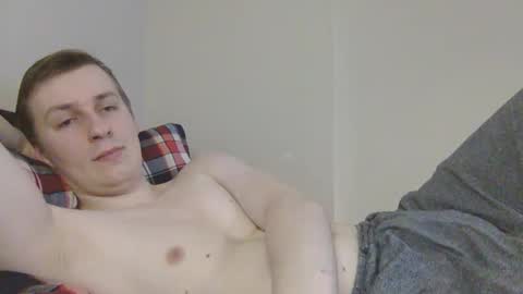 Snapshot of 3andy3 chatting on February 3, 7:46 am Andy online show from February 3, 7:46 am