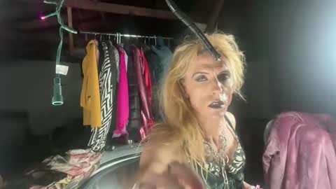 Snapshot of 3jackieeikcaj3 chatting on March 15, 5:46 am 3jackieeikcaj3 online show from March 15, 5:46 am