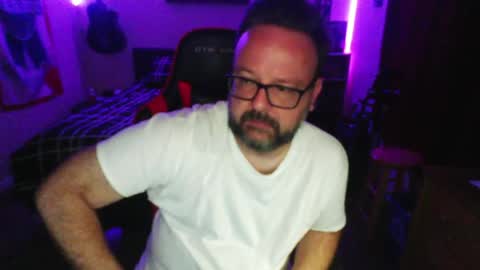 Snapshot of 3ndlessmike chatting on May 18, 10:54 am 3ndlessmike online show from May 18, 10:54 am