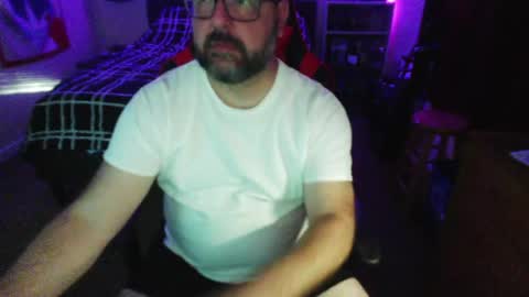 Snapshot of 3ndlessmike chatting on May 25, 11:49 am 3ndlessmike online show from May 25, 11:49 am