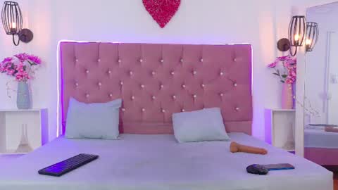 Val online show from July 16, 6:14 pm