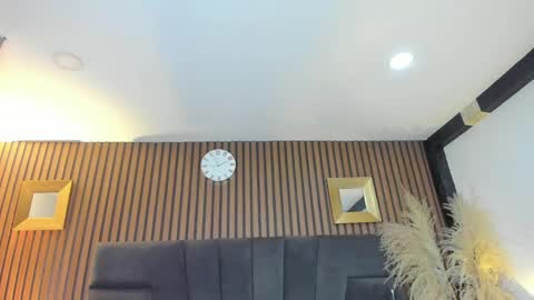 3X NAXAA online show from April 20, 1:25 pm