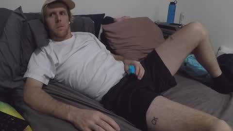 Snapshot of 420cumharder chatting on December 27, 8:24 am fun dude online show from December 27, 8:24 am