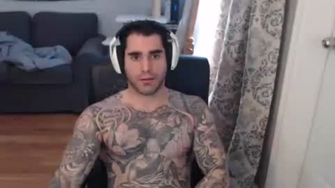 Snapshot of 420randomguy chatting on February 3, 3:28 pm Anomander Rake online show from February 3, 3:28 pm