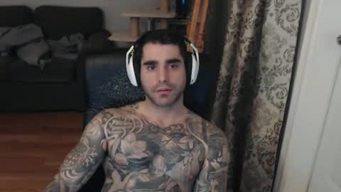 Snapshot of 420randomguy chatting on February 14, 3:14 am Anomander Rake online show from February 14, 3:14 am