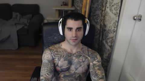 Snapshot of 420randomguy chatting on March 7, 10:29 pm Anomander Rake online show from March 7, 10:29 pm