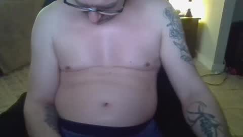 Snapshot of 42o_blah chatting on February 3, 12:31 am 42o_blah online show from February 3, 12:31 am