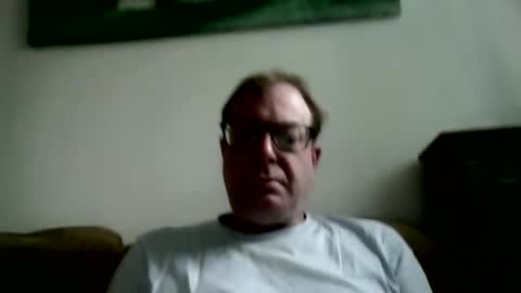 robert online show from April 3, 3:21 pm