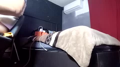 4str0662 online show from March 29, 4:01 am