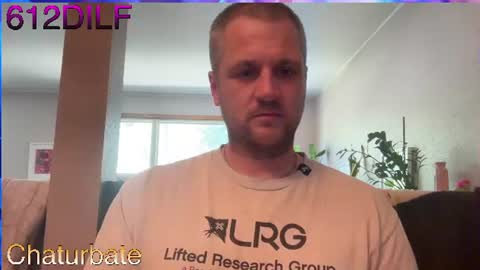 Snapshot of 612dilf chatting on July 18, 7:50 pm 612Dilf online show from July 18, 7:50 pm
