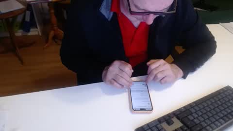 69pifpaf online show from February 25, 10:15 am