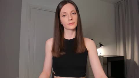 Anna online show from March 1, 8:11 pm