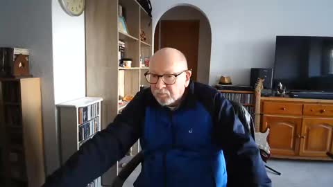  Papi  online show from February 11, 4:02 pm