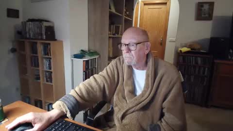  Papi  online show from March 27, 3:34 am