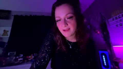 That girl online show from November 22, 11:31 am