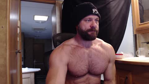 Snapshot of 9fat_inches chatting on January 30, 7:59 pm 9 fat inches online show from January 30, 7:59 pm