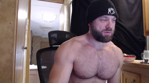 Snapshot of 9fat_inches chatting on February 1, 5:47 pm 9 fat inches online show from February 1, 5:47 pm